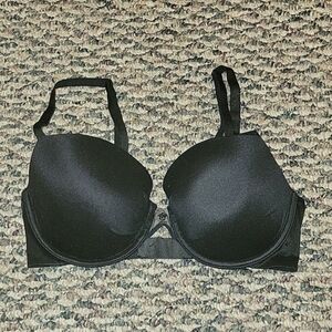 Victoria's Secret Black Fabulous Lined Demi Bra Size 32D
